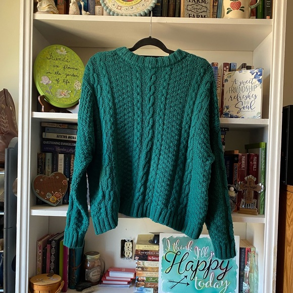 Aerie | Emerald Chunky Oversized Cable Knit Sweater - Picture 11 of 14